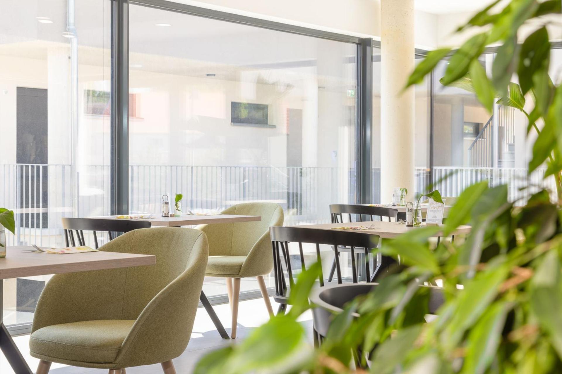 Amendes Haus Am - Neueroeffnung Hotel Spalt